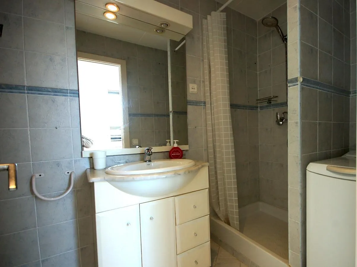 Lets Holidays Apartment - Gava Mar İspanya